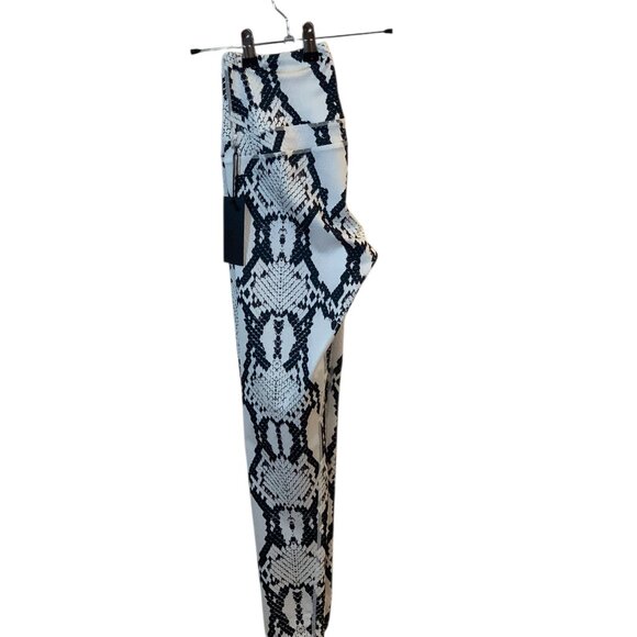 Savvi Fit Khali Leggings Python Print ActiveWear Training Yoga Pants- M- NWT - Picture 4 of 9
